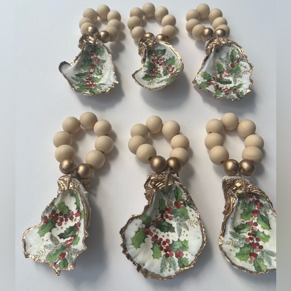 Set of 6 Decoupaged Oyster Shell Napkin Rings, Holly - Picture 8 of 12